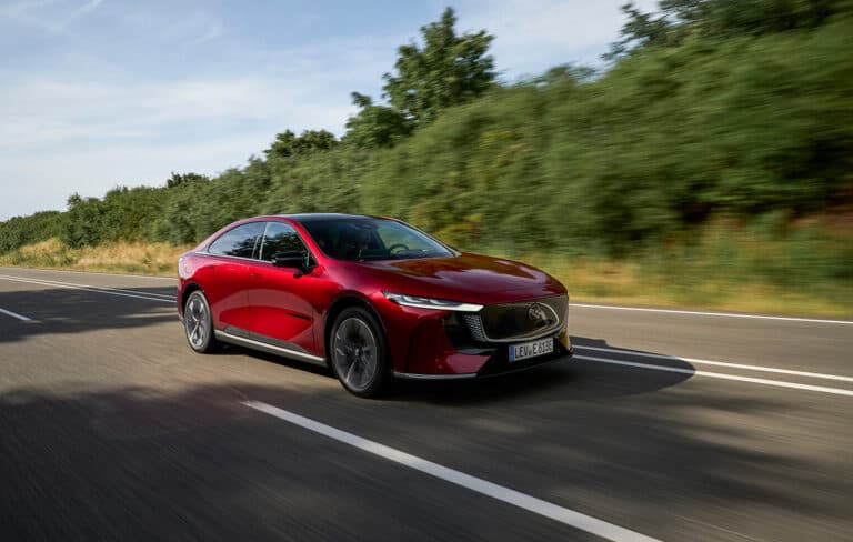 Mazda6e κερδίζει το World Car Design of the Year 2026