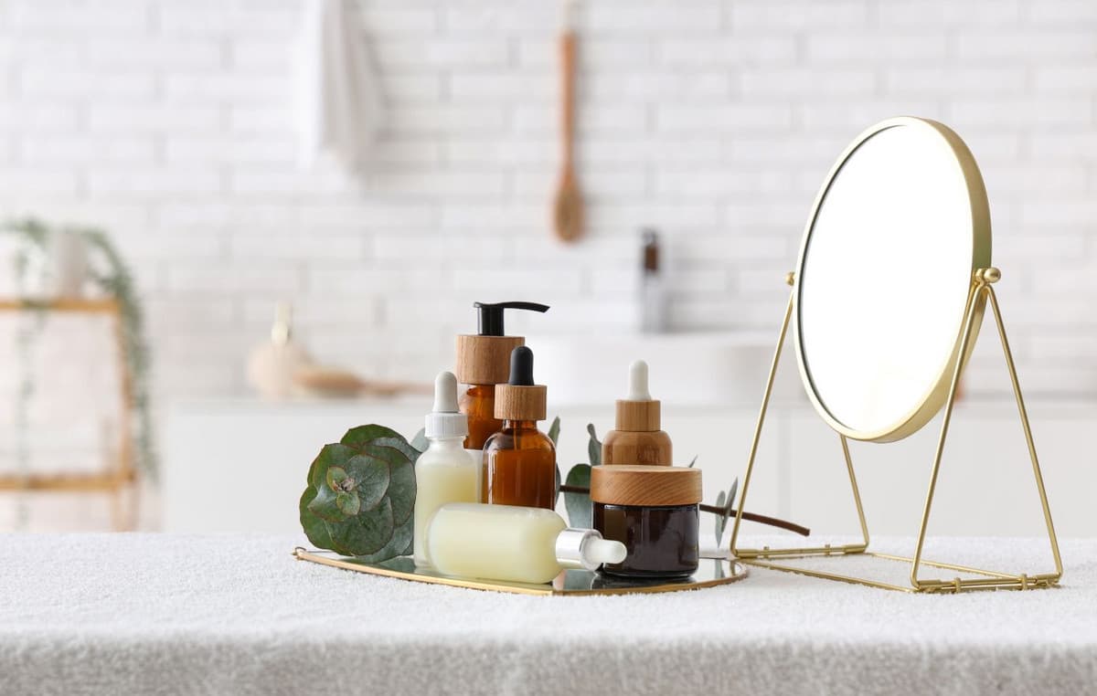 Αρώματα: Γιατί δεν πρέπει να τα φυλάσσετε στο μπάνιο