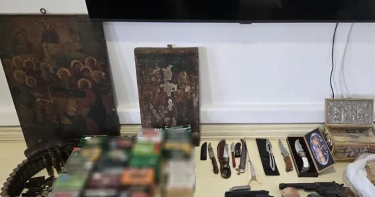 Ηράκλειο: Σύλληψη 60χρονου με μίνι οπλοστάσιο στο σπίτι