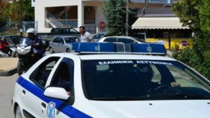 Επιχείρηση της Αστυνομίας στο Ίλιον και την Πετρούπολη