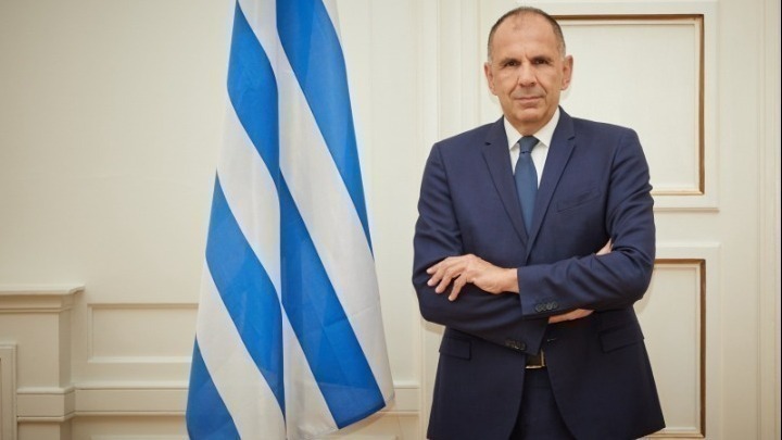 Ο Γιώργος Γεραπετρίτης μιλάει για την εξωτερική πολιτική της Ελλάδας για τη Λιβύη