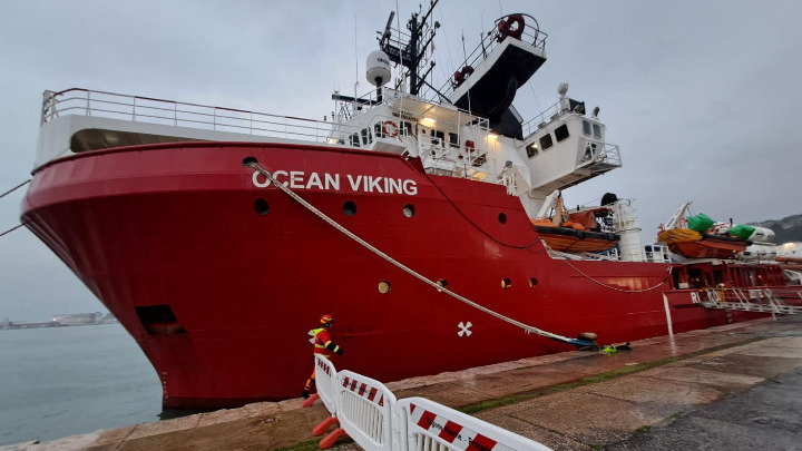 Επίθεση στο Ocean Viking από τη λιβυκή ακτοφυλακή: Καταγγελίες και αντιδράσεις
