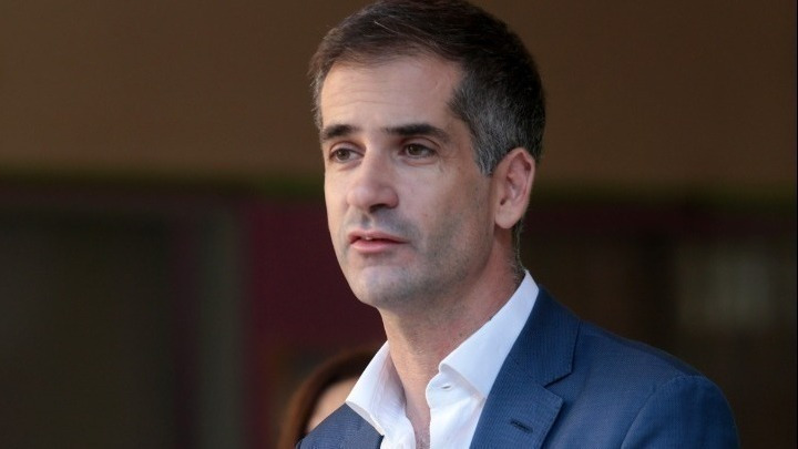 Κωλοτούμπα στη Βασιλίσσης Όλγας: Η αναξιοπιστία του Δούκα καταγγέλλεται από τον Μπακογιάννη