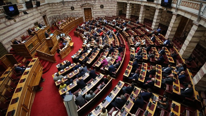Ψηφίστηκε το σχέδιο νόμου για την αναμόρφωση του πειθαρχικού δικαίου των υπαλλήλων του δημόσιου τομέα