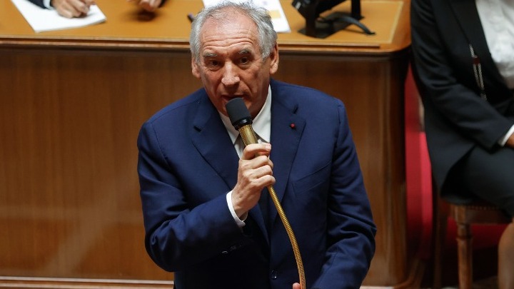 Παραίτηση Πρωθυπουργού στη Γαλλία: Ο Μπαϊρού παραιτήθηκε μετά την πτώση της κυβέρνησής του