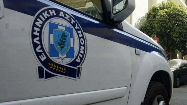Συλλήψεις για ρίψη πετρών σε οχήματα στην Εθνική Οδό Αθηνών - Λαμίας