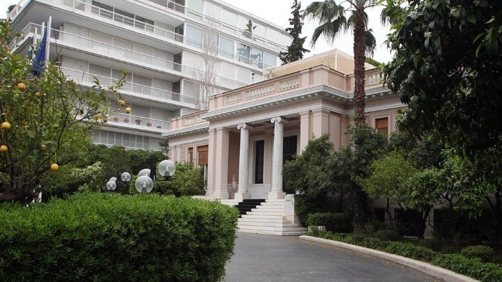 Απελπισία του ΠΑΣΟΚ: Κυβερνητικές πηγές αναφέρουν εσωτερικές αντιθέσεις