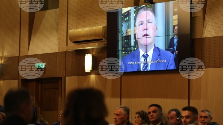 Ο Επίτροπος ΜακΓκράθ καλεί τις Βαλκανικές Χώρες για Δικαστική Συνεργασία