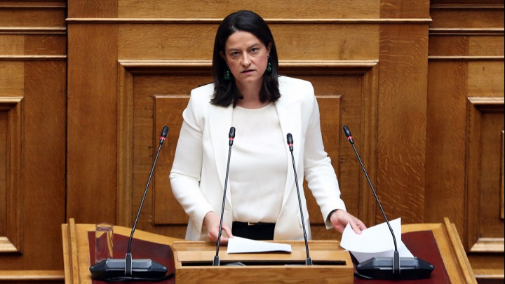 Η Υπουργός Εργασίας Νίκη Κεραμέως για την Ανεργία και το Νομοσχέδιο