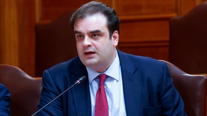 Ο Υπουργός Οικονομικών Κυριάκος Πιερρακάκης αναλύει τον προϋπολογισμό του 2026