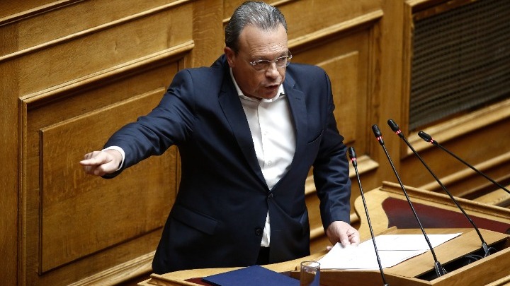 Αντιπαράθεση Φάμελλου - Μητσοτάκη: Αντιδράσεις για την Εξωτερική Πολιτική