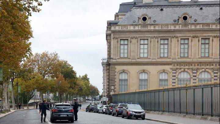 Αποτυχία ασφαλείας στο Λούβρο: Ο υπουργός Δικαιοσύνης της Γαλλίας επισημαίνει την ανεπάρκεια των αρχών