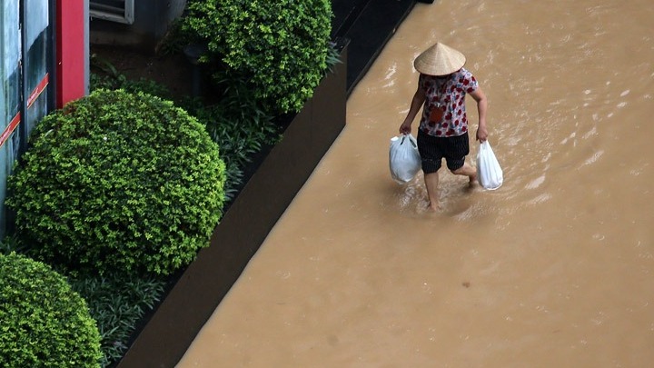 Καταστροφικές πλημμύρες στο Βιετνάμ: 13 νεκροί και μνημεία UNESCO πλημμυρισμένα