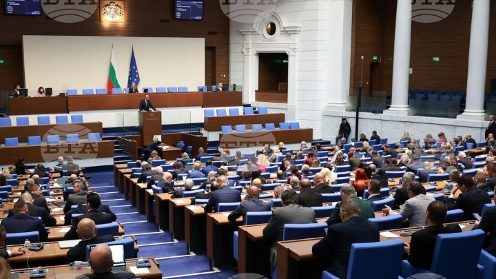 Απαγόρευση εξαγωγών πετρελαιοειδών: Τι αποφάσισε το βουλγαρικό κοινοβούλιο