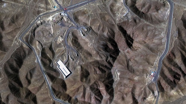 Ο Πρόεδρος του Ιράν Διαβεβαιώνει Ότι Θα Ανοικοδομήσει τις Πυρηνικές Εγκαταστάσεις που Βομβαρδίστηκαν