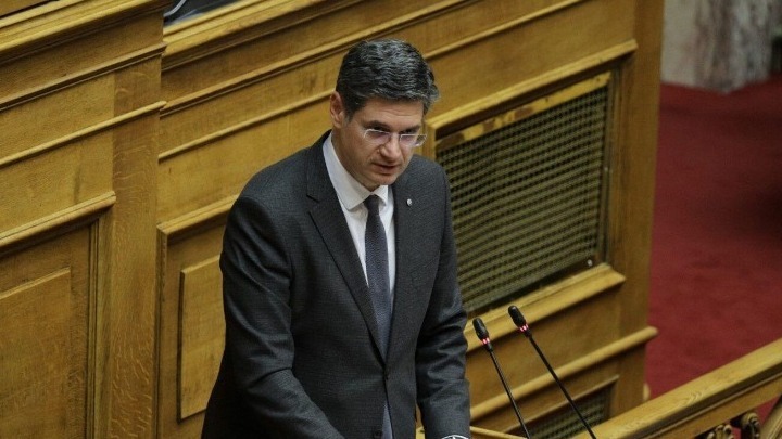 ΣΥΡΙΖΑ: Αναβολή συζήτησης για το κλείσιμο καταστημάτων ΕΛΤΑ