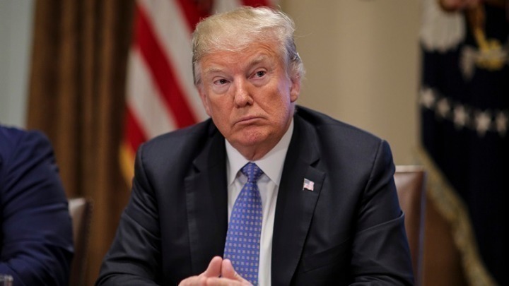 Ο Τραμπ επιρρίπτει την ευθύνη για το shutdown στους Δημοκρατικούς
