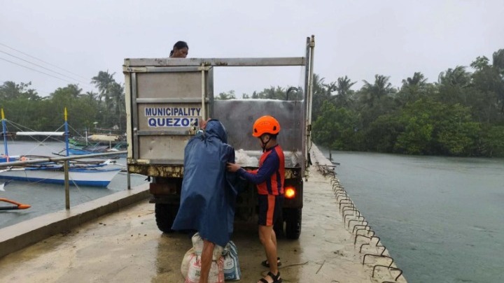 Υπερτυφώνας Φουνγκ-γουόνγκ: Εκκενώνονται εκατομμύρια άνθρωποι στις Φιλιππίνες