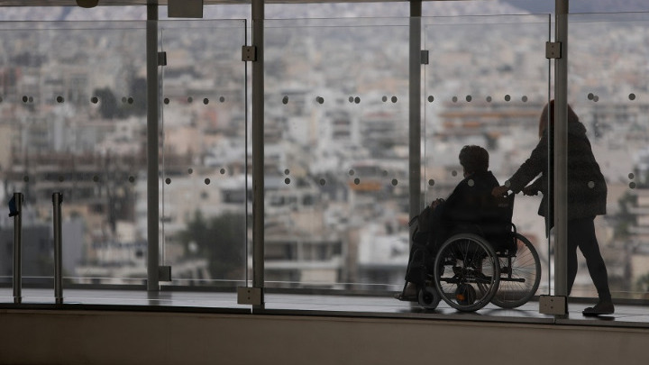 Τροποποίηση ΚΥΑ για Προσβασιμότητα κατ' οίκον: Περισσότερες Παρεμβάσεις και Απλοποίηση Διαδικασιών