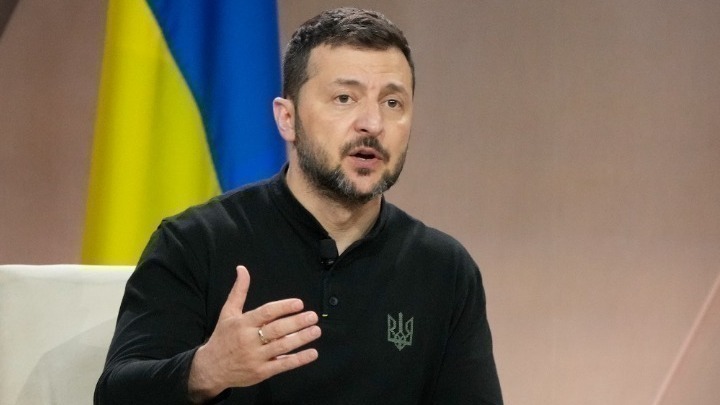 Ο Ζελένσκι επισκέφθηκε την Χερσώνα και μίλησε για ενίσχυση της πόλης