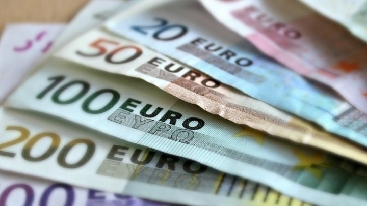 Επικροτημένη απόφαση του Δικαστηρίου της ΕΕ για τους κατώτατους μισθούς