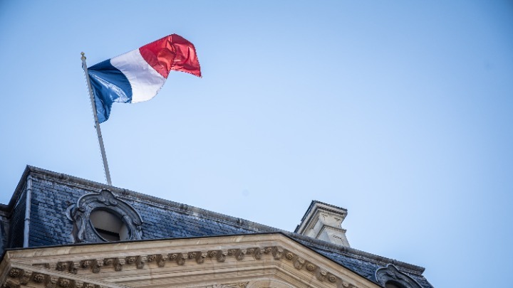 Αναστολή μεταρρύθμισης συνταξιοδοτικού συστήματος στη Γαλλία