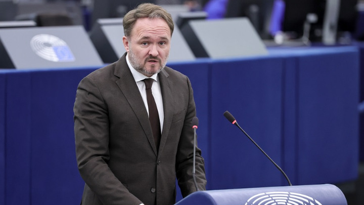 Η ΕΕ επιβεβαιώνει τη σθεναρή υποστήριξή της για την ηλεκτρική διασύνδεση Ελλάδας-Κύπρου