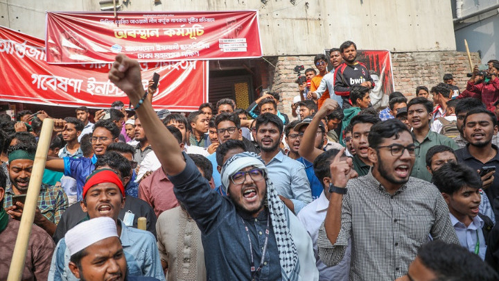 Εκρήξεις κοντά στο αεροδρόμιο της Ντάκα: Ανησυχία για την ετυμηγορία στην υπόθεση της Χασίνα