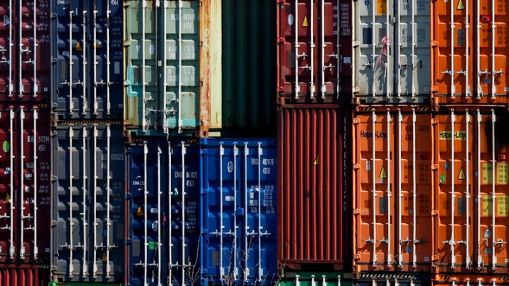 Νέο Σχέδιο Νόμου για Κυρώσεις σε Χώρες που Συνδιαλλάσσονται με τη Ρωσία