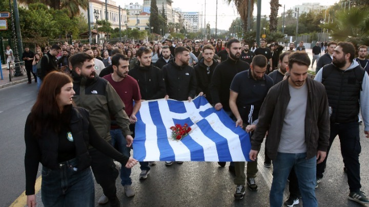 Επέτειος Πολυτεχνείου: Η Αιματοβαμμένη Σημαία Της Εξέγερσης