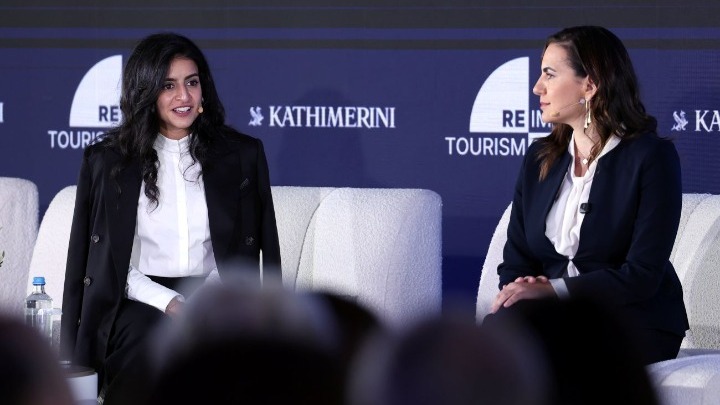 Η Βιωσιμότητα στον Ελληνικό Τουρισμό: Η Συζήτηση Κεφαλογιάννη - Al Nowais