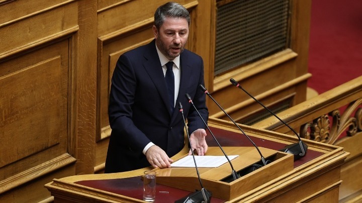 Συζήτηση για τη σχέση Ξυλούρη με Πρωθυπουργό και Υπουργό Ανάπτυξης