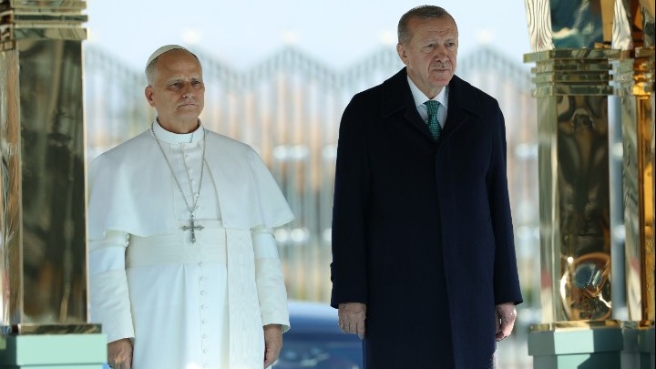 Συνάντηση Πάπα Λέοντα με Ερντογάν: Μηνύματα ειρήνης και συνεργασίας