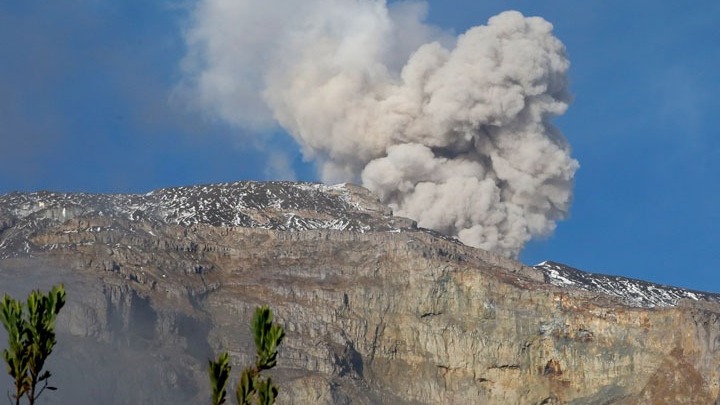 Αυξημένος κίνδυνος έκρηξης στο ηφαίστειο Πουρασέ στην Κολομβία