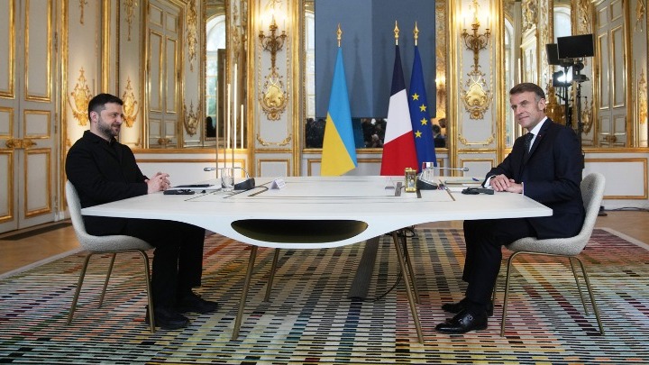 Συνάντηση Ζελένσκι - Μακρόν: Ενίσχυση Ευρωπαϊκής Στήριξης προς την Ουκρανία