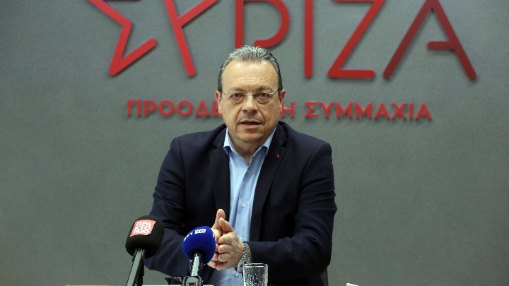 Κλείσιμο καταστημάτων ΕΛΤΑ: Οι αντιδράσεις του ΣΥΡΙΖΑ-ΠΣ