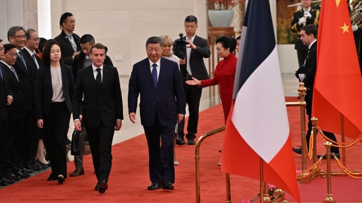 Συνάντηση Μακρόν - Σι: "Καθοριστική η Συνεργασία για την Ειρήνη στην Ουκρανία"