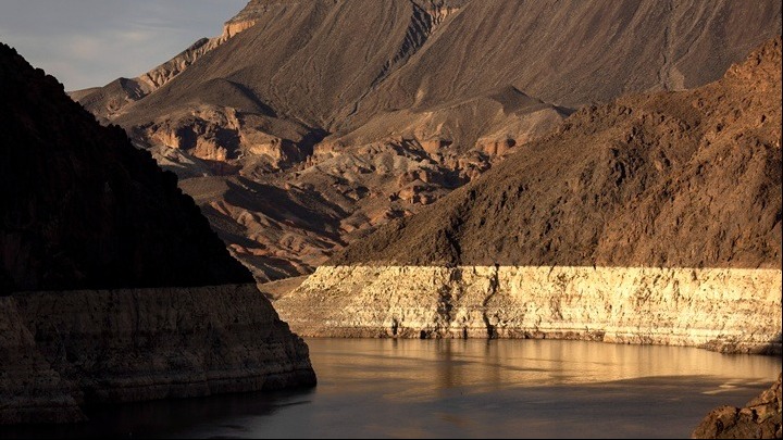Νέα απειλή από τον Τραμπ: Αύξηση τελωνειακών δασμών σε μεξικανικά προϊόντα