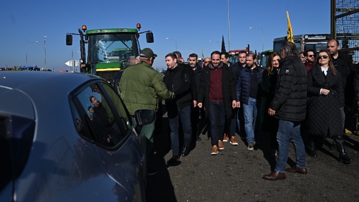 Αγρότες και κτηνοτρόφοι στα Τρίκαλα εκφράζουν την αγωνία τους