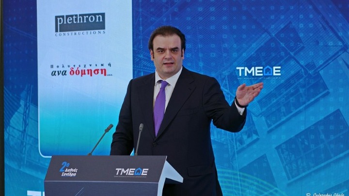 Ο Κυριάκος Πιερρακάκης αναλύει την οικονομική πορεία της Ελλάδας