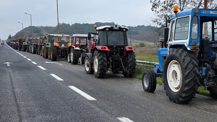 Κινητοποίηση αγροτών και κτηνοτρόφων στη γέφυρα του Ρίου-Αντιρρίου