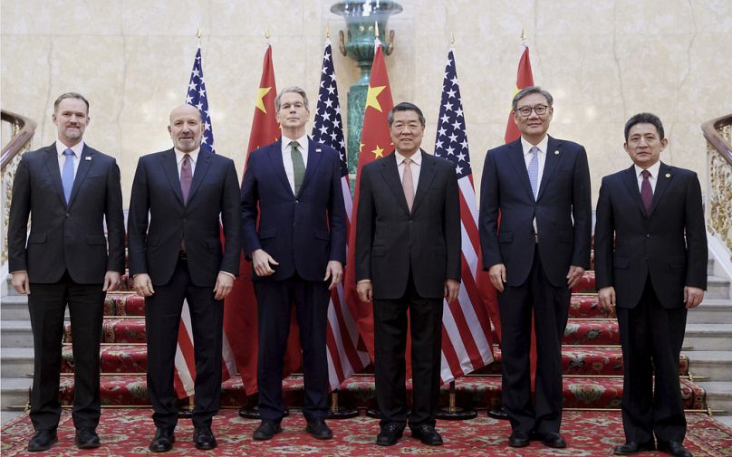 Ανατροπή στις Εμπορικές Σχέσεις ΗΠΑ-Κίνας με τη Νέα Συμφωνία Τραμπ-Σι