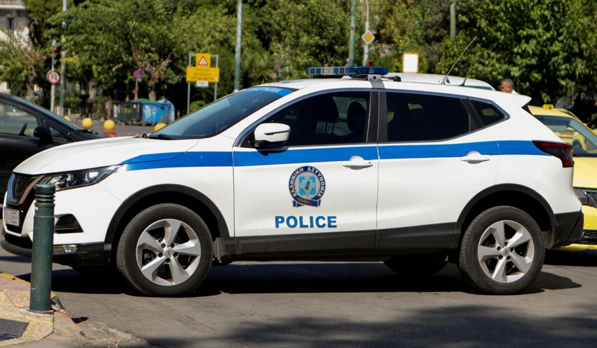 Η Σκοτεινή Σύνδεση Ξενοδόχων και Εκκλησίας στην Κρήτη