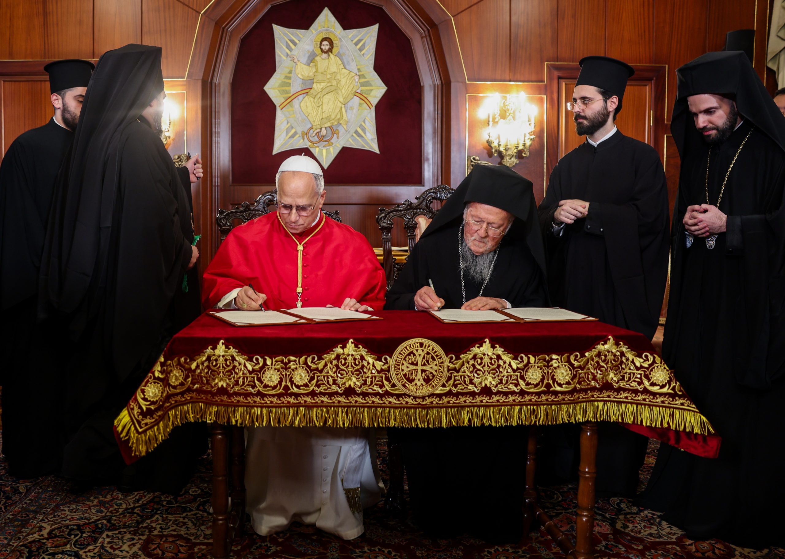 Ιστορική Κοινή Δήλωση Οικουμενικού Πατριάρχη και Πάπα Λέοντα ΙΔ΄ για την Ενότητα των Εκκλησιών