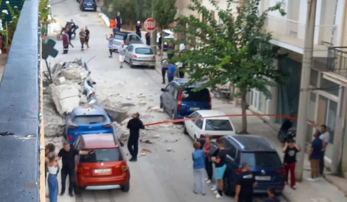 Κατάρρευση μπαλκονιού στο Λαύριο: Πανικός και ζημιές