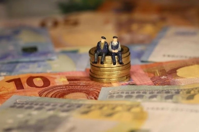 Νέα διάταξη για την Εισφορά Αλληλεγγύης Συνταξιούχων: Αλλαγές και επιπτώσεις