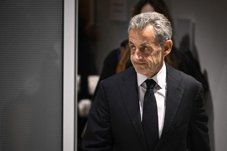 Νικολά Σαρκοζί: Φυλάκιση και πολιτικές αντιπαραθέσεις