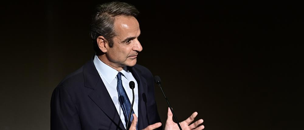 Σφοδρή αντιπαράθεση στη Βουλή για την τροπολογία του μνημείου του Αγνώστου Στρατιώτη