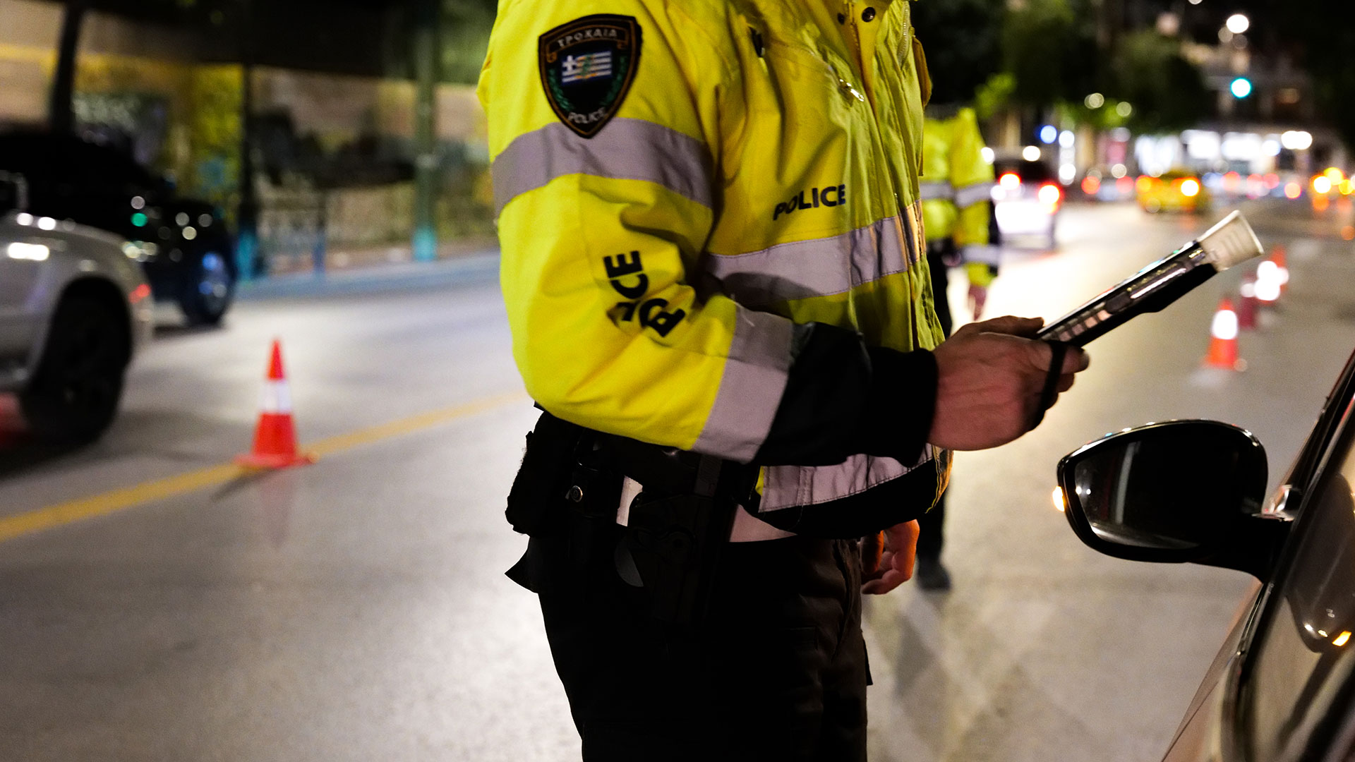 Σύλληψη Διαχειριστών Διαδικτυακών Ομάδων για Παράνομη Ενημέρωση σχετικά με Μπλόκα της Τροχαίας