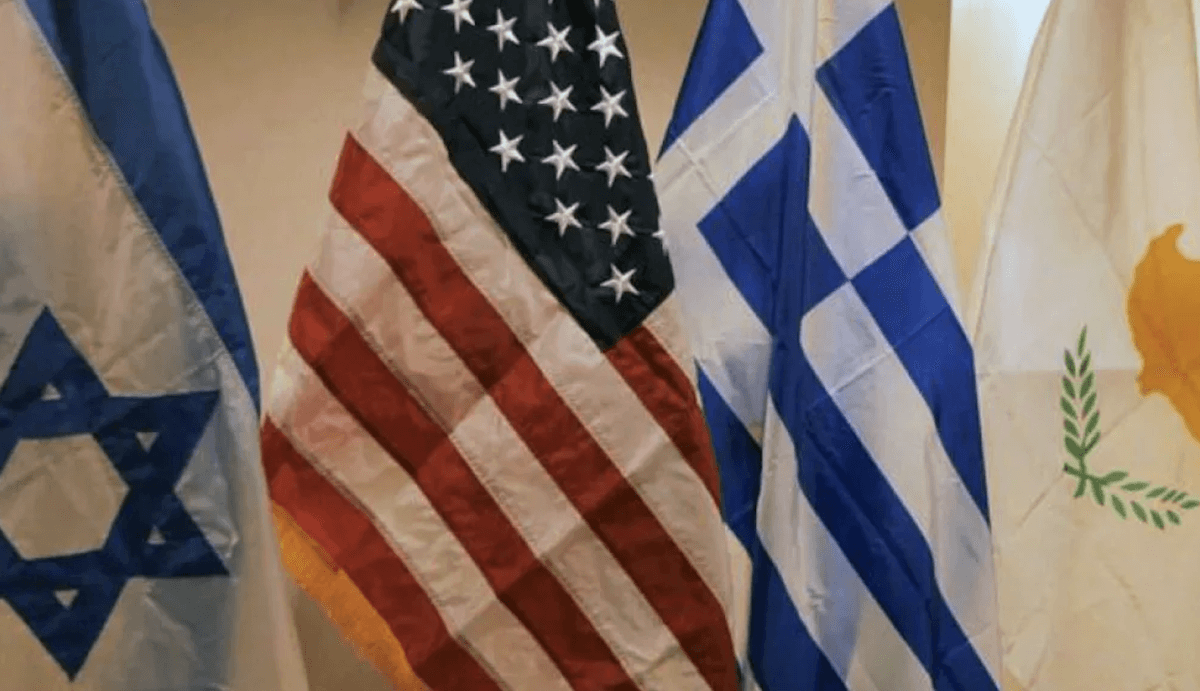 Στρατηγικές εξελίξεις στην Ανατολική Μεσόγειο: Αθήνα και Λευκωσία ενισχύουν τη συνεργασία